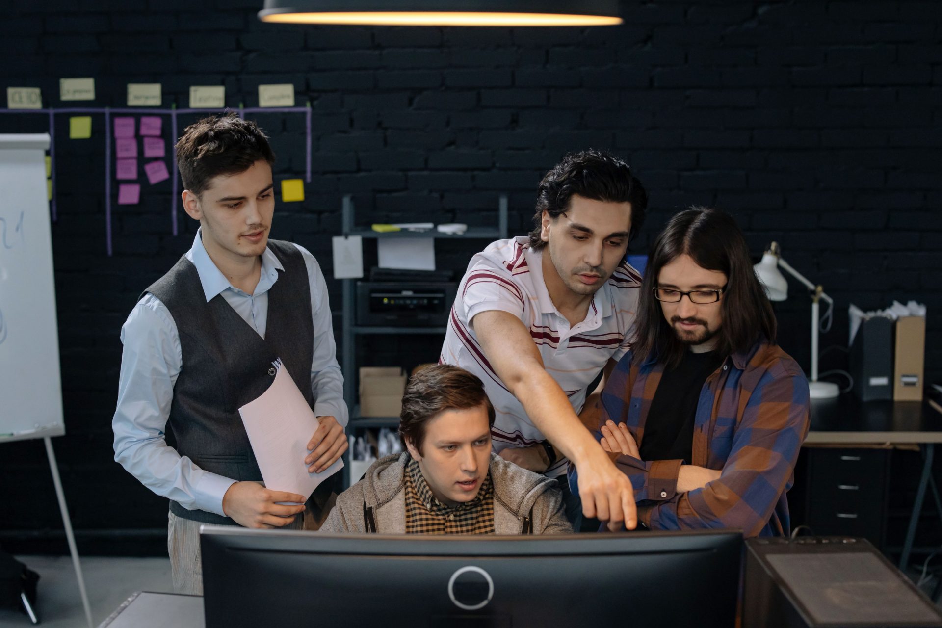 How to choose a software developer (and spot a bad one early)